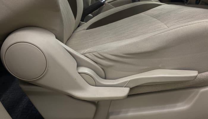 2019 Maruti Ertiga ZXI SHVS, Petrol, Manual, 74,793 km, Driver Side Adjustment Panel