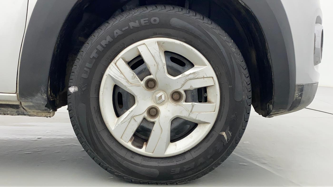 2016 Renault Kwid RXL, Petrol, Manual, 22,690 km, Right Front Wheel