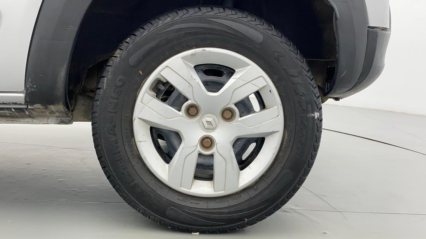 2016 Renault Kwid RXL, Petrol, Manual, 22,690 km, Left Rear Wheel