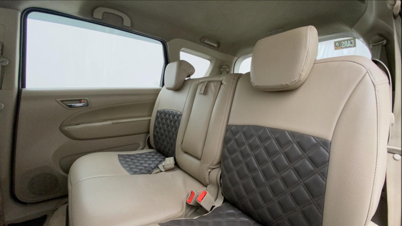 2016 Maruti Ertiga VDI SHVS, Diesel, Manual, 76,913 km, Right Side Rear Door Cabin