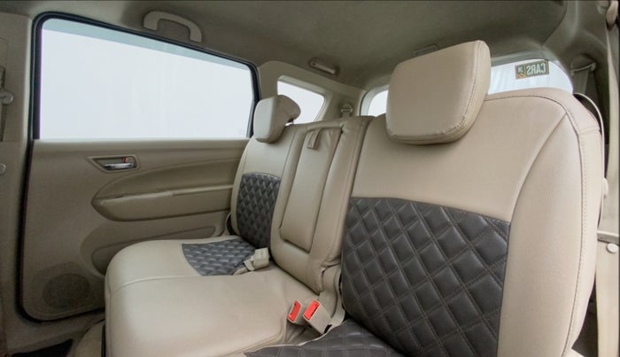 2016 Maruti Ertiga VDI SHVS, Diesel, Manual, 76,913 km, Right Side Rear Door Cabin
