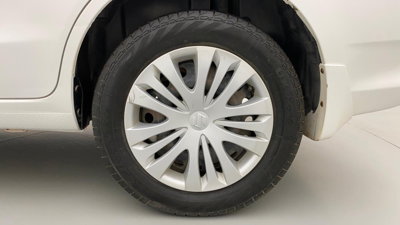 2016 Maruti Ertiga VDI SHVS, Diesel, Manual, 76,913 km, Left Rear Wheel