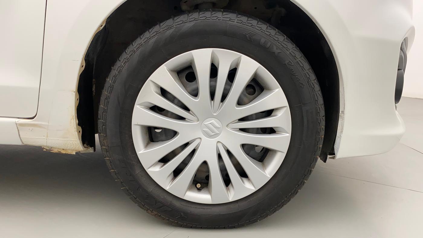 2016 Maruti Ertiga VDI SHVS, Diesel, Manual, 76,913 km, Right Front Wheel