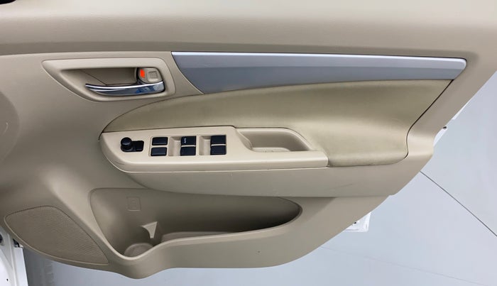 2016 Maruti Ertiga VDI SHVS, Diesel, Manual, 76,913 km, Driver Side Door Panels Control