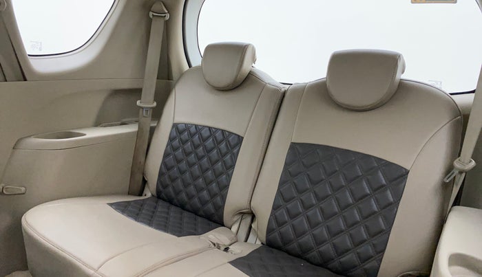 2016 Maruti Ertiga VDI SHVS, Diesel, Manual, 76,913 km, Third Seat Row ( optional )