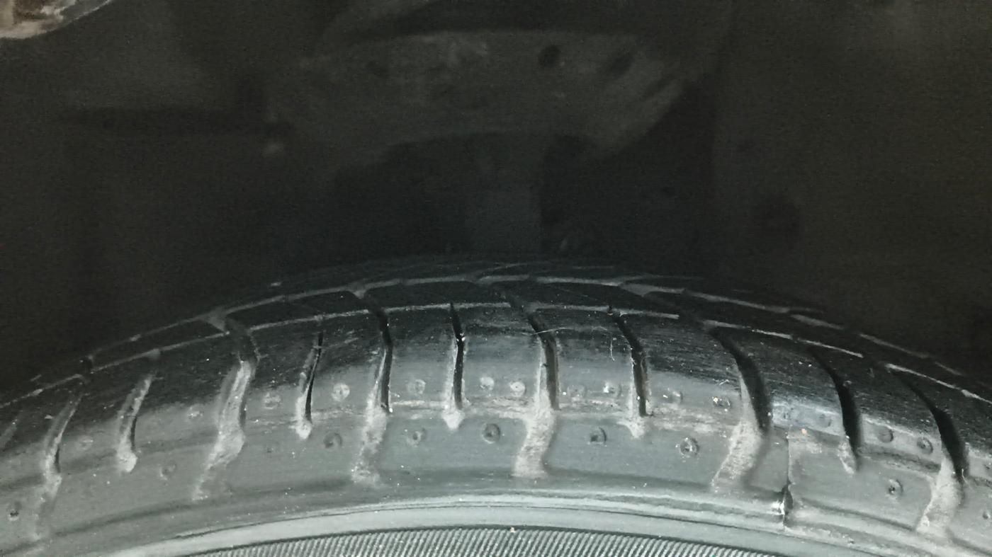 2013 Honda Amaze 1.5L I-DTEC VX, Diesel, Manual, 59,454 km, Right Front Tyre Tread