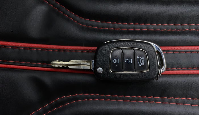 2016 Hyundai i20 Active 1.2 S, Petrol, Manual, 49,644 km, Key Close Up