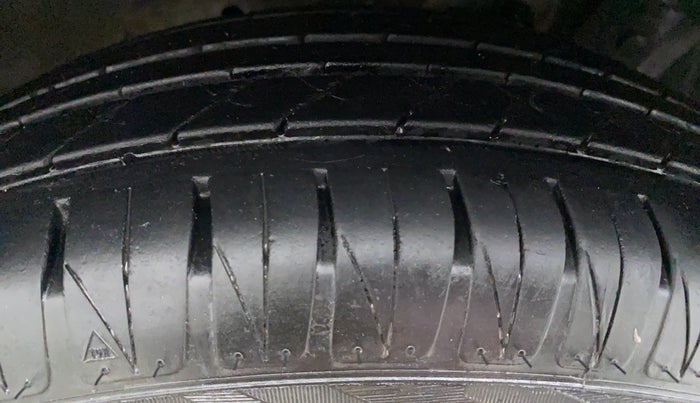 2018 Honda Amaze 1.2 V CVT I VTEC, Petrol, Automatic, 67,493 km, Right Rear Tyre Tread