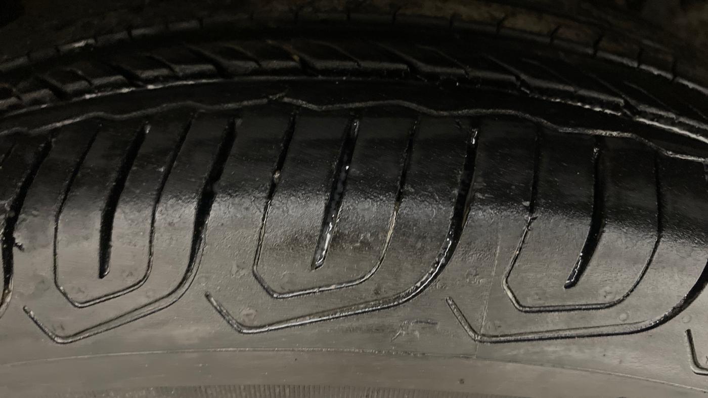 2017 Ford Ecosport AMBIENTE 1.5L DIESEL, Diesel, Manual, 55,593 km, Right Front Tyre Tread