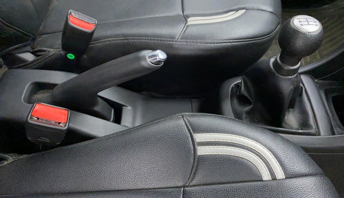 2017 Maruti Swift VXI OPT, Petrol, Manual, 32,191 km, Gear Lever