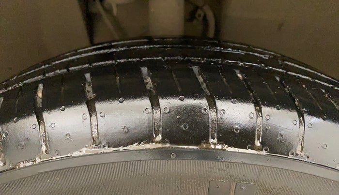 2023 Tata PUNCH ACCOMPLISHED MT, Petrol, Manual, 26,198 km, Right Front Tyre Tread