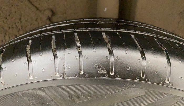 2023 Tata PUNCH ACCOMPLISHED MT, Petrol, Manual, 26,198 km, Left Rear Tyre Tread