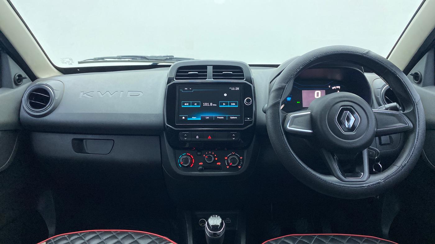 2020 Renault Kwid RXT, Petrol, Manual, 13,835 km, Dashboard