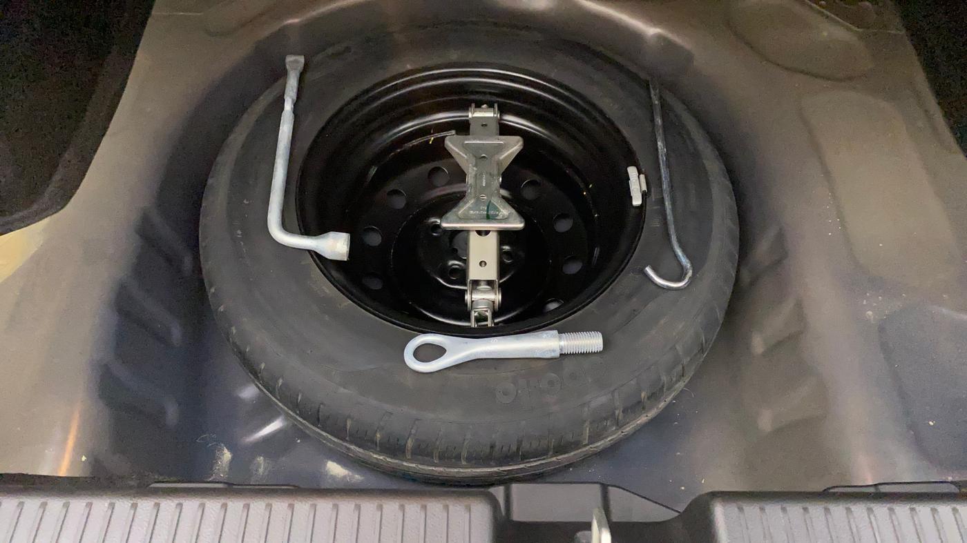 2018 Maruti Dzire ZXI PLUS AMT, Petrol, Automatic, 31,957 km, Spare Tyre