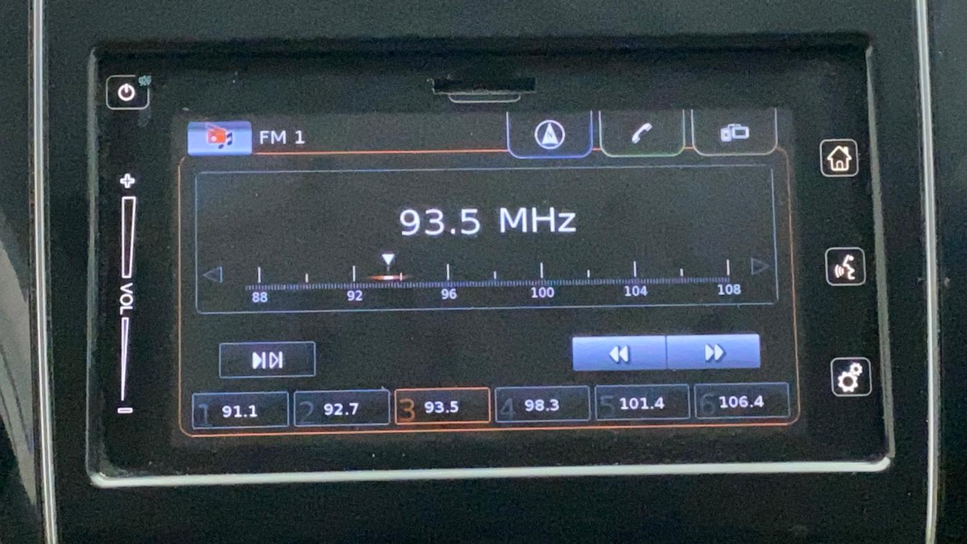 2018 Maruti Dzire ZXI PLUS AMT, Petrol, Automatic, 31,957 km, Infotainment System