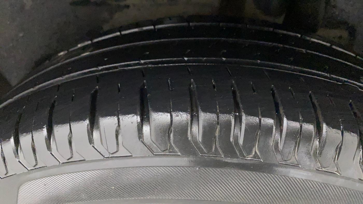 2018 Maruti Dzire ZXI PLUS AMT, Petrol, Automatic, 31,957 km, Left Rear Tyre Tread
