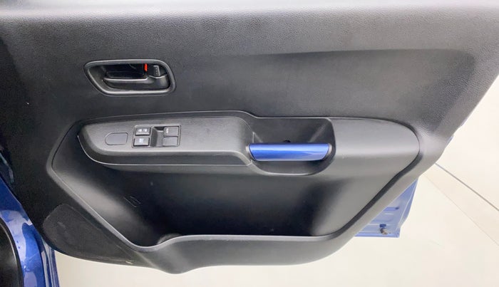 2021 Maruti IGNIS SIGMA 1.2, Petrol, Manual, 9,366 km, Driver Side Door Panels Control