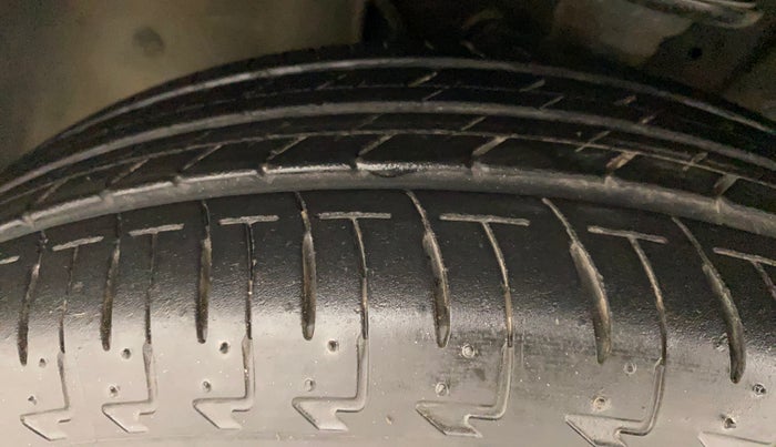 2021 Maruti IGNIS SIGMA 1.2, Petrol, Manual, 9,366 km, Left Front Tyre Tread