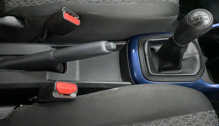2021 Maruti IGNIS SIGMA 1.2, Petrol, Manual, 9,366 km, Gear Lever