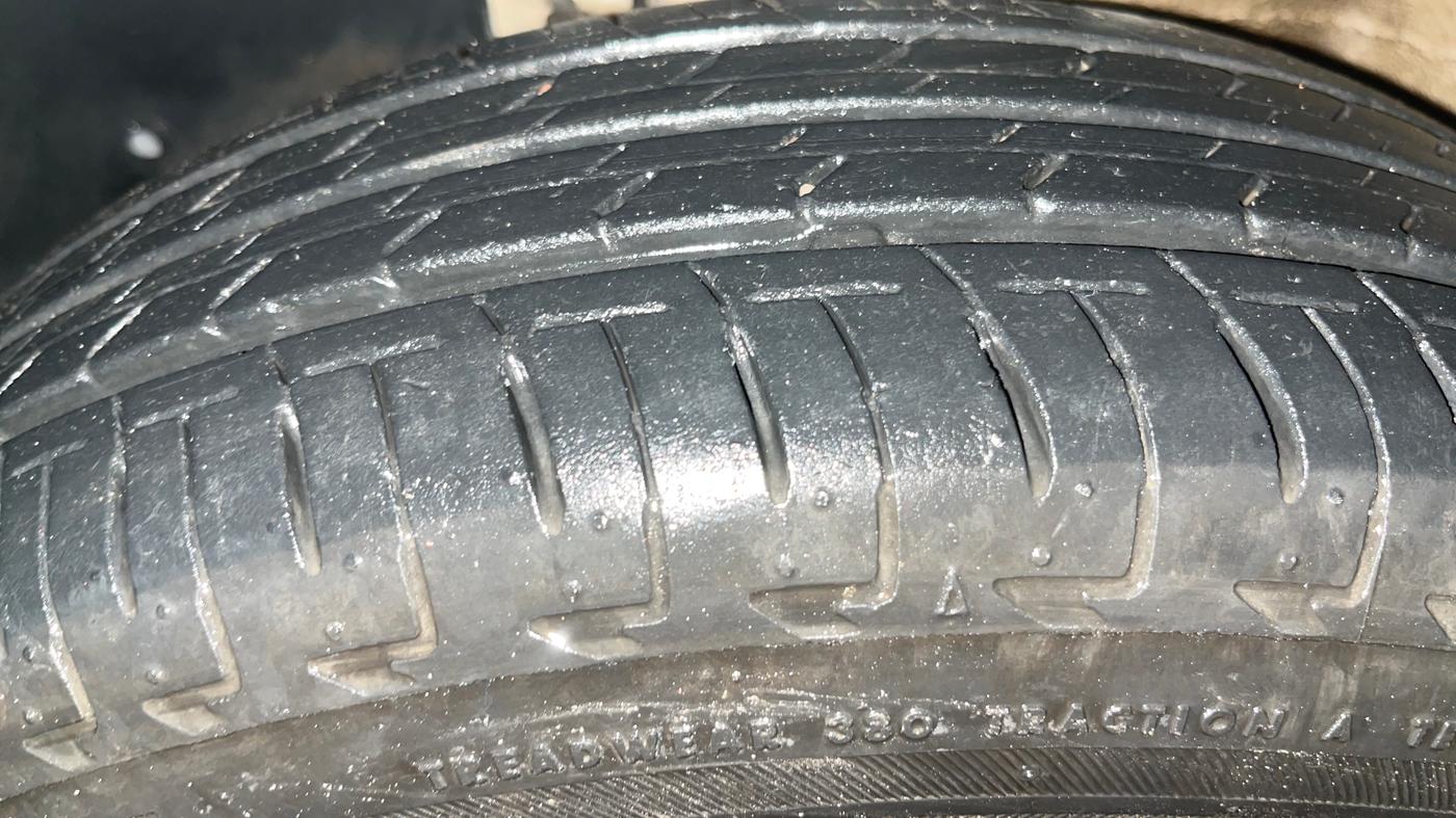 2021 Maruti IGNIS DELTA 1.2, Petrol, Manual, 51,438 km, Left Front Tyre Tread