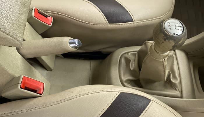 2015 Maruti Swift Dzire VDI, Diesel, Manual, 88,153 km, Gear Lever