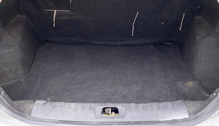2015 Maruti Swift Dzire VDI, Diesel, Manual, 88,153 km, Boot Inside