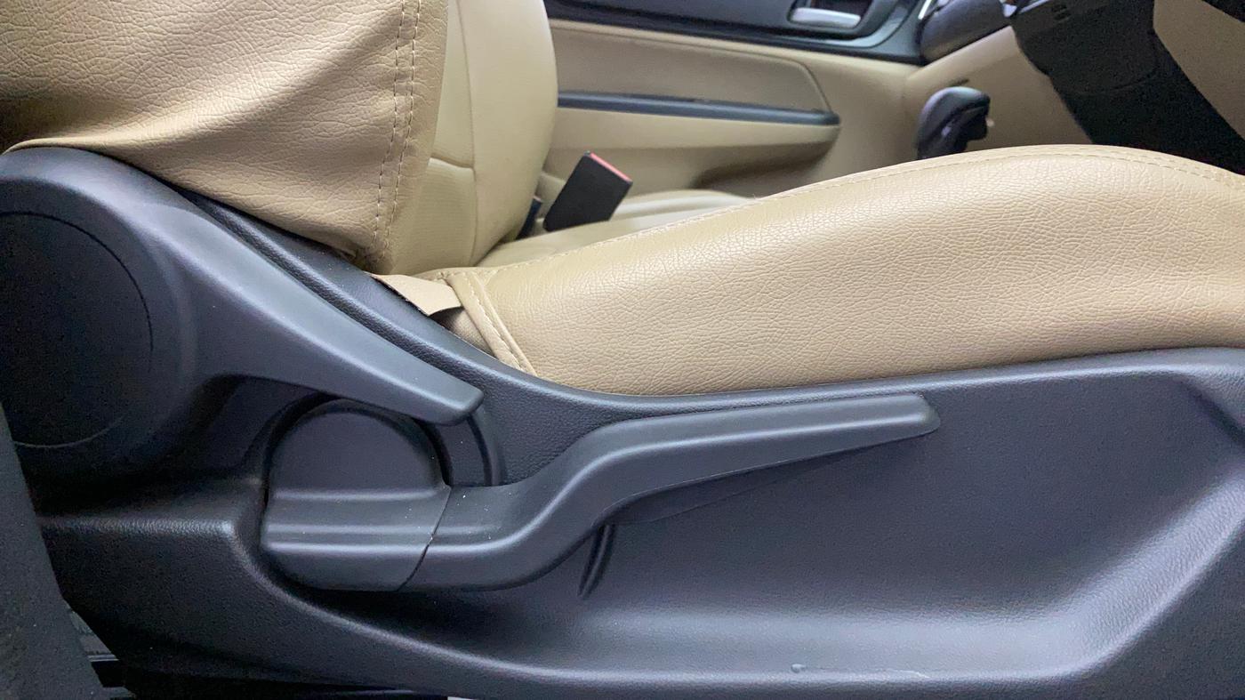 2019 Honda Amaze 1.2L I-VTEC V CVT, Petrol, Automatic, 12,415 km, Driver Side Adjustment Panel