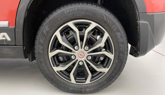 2016 Maruti Vitara Brezza VDI, Diesel, Manual, 58,646 km, Left Rear Wheel