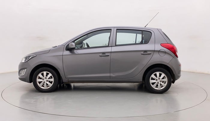 2013 Hyundai i20 SPORTZ 1.4 AT, Petrol, Automatic, 49,170 km, Left Side