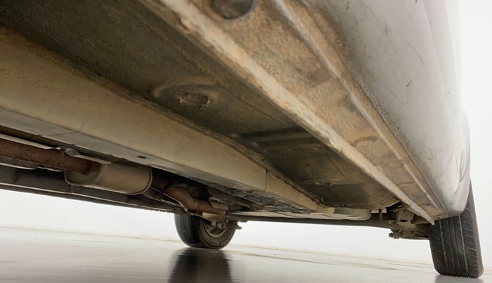 2013 Hyundai i20 SPORTZ 1.4 AT, Petrol, Automatic, 49,170 km, Right Side Underbody