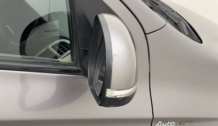 2013 Hyundai i20 SPORTZ 1.4 AT, Petrol, Automatic, 49,170 km, Right rear-view mirror - Mirror motor not working