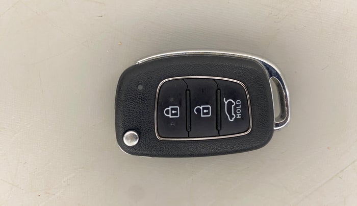 2017 Hyundai Elite i20 ASTA 1.2, Petrol, Manual, 15,586 km, Key Close Up