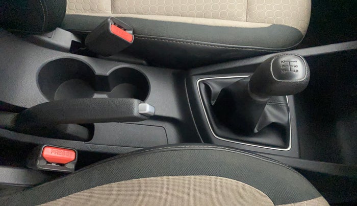 2017 Hyundai Elite i20 ASTA 1.2, Petrol, Manual, 15,586 km, Gear Lever