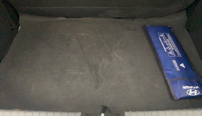 2017 Hyundai Elite i20 ASTA 1.2, Petrol, Manual, 15,586 km, Boot Inside