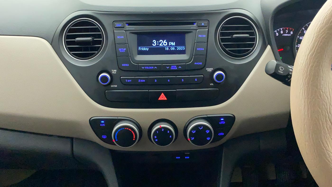 2015 Hyundai Grand i10 SPORTZ 1.2 KAPPA VTVT, Petrol, Manual, 55,161 km, Air Conditioner