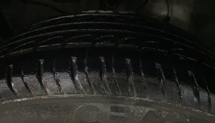 2015 Honda Jazz 1.2L I-VTEC SV, Petrol, Manual, 84,349 km, Left Front Tyre Tread