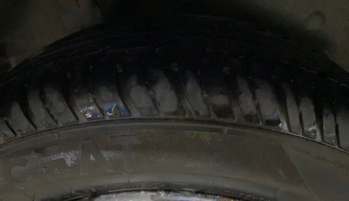 2015 Honda Jazz 1.2L I-VTEC SV, Petrol, Manual, 84,349 km, Right Rear Tyre Tread