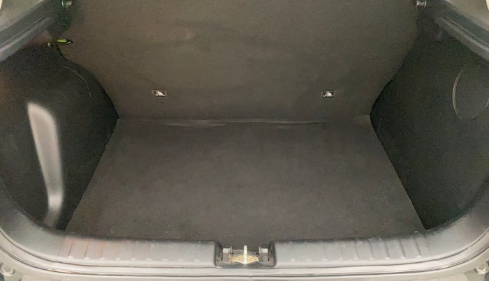2020 KIA SONET GTX PLUS 1.0 IMT, Petrol, Manual, 25,013 km, Boot Inside