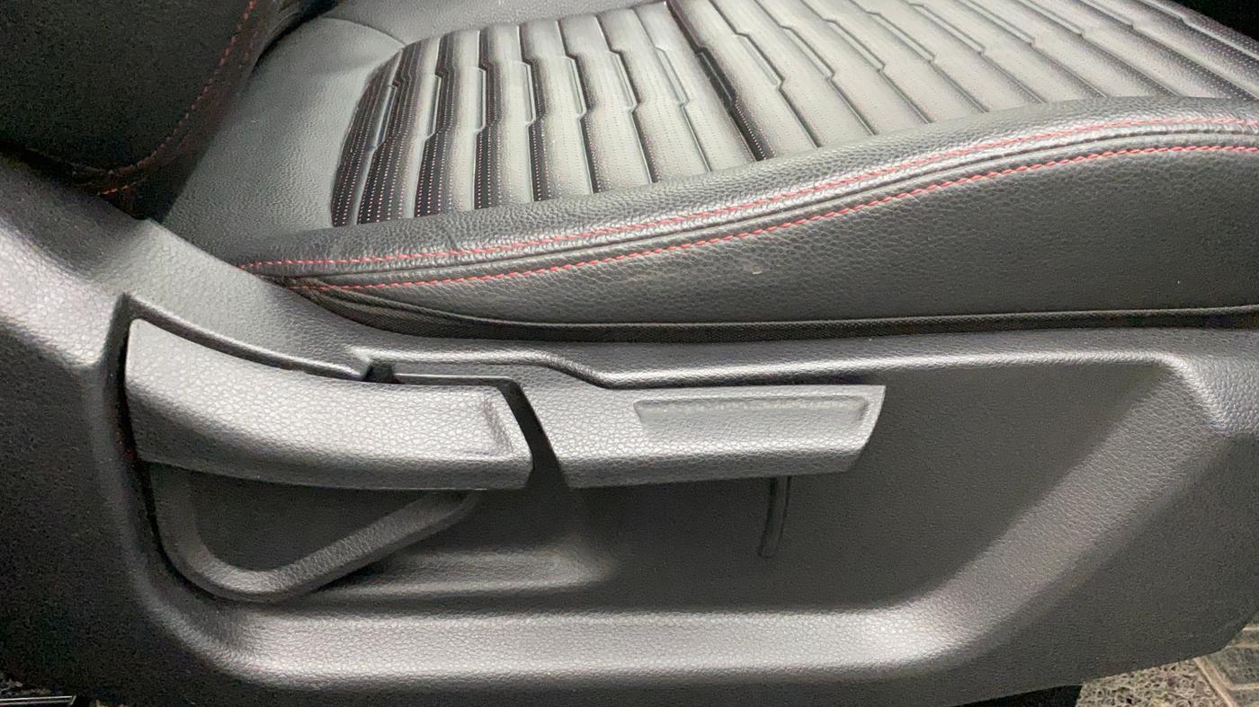 2020 KIA SONET GTX PLUS 1.0 IMT, Petrol, Manual, 25,013 km, Driver Side Adjustment Panel