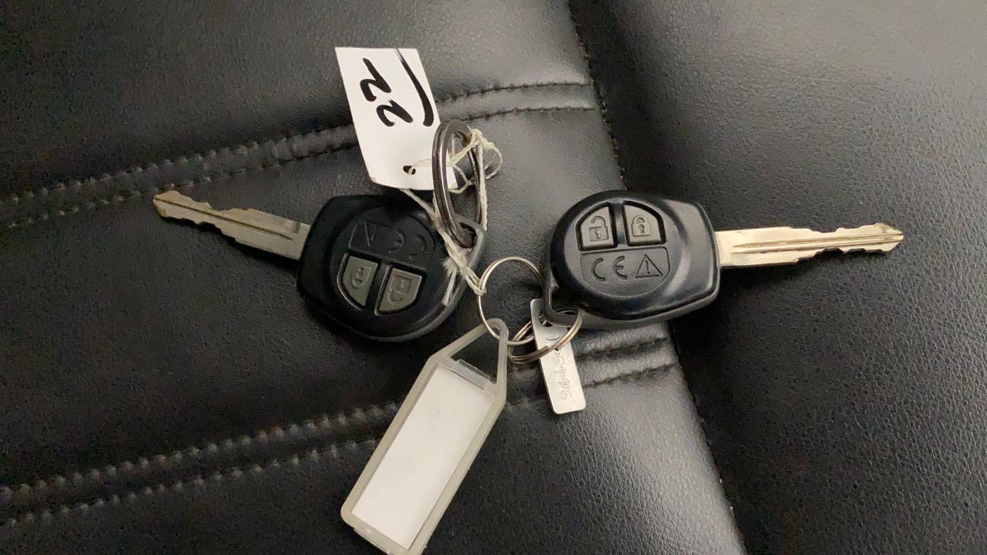 2018 Maruti IGNIS DELTA 1.2 AMT, Petrol, Automatic, 37,357 km, Key Close Up