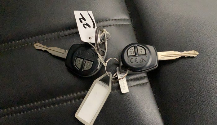 2018 Maruti IGNIS DELTA 1.2 AMT, Petrol, Automatic, 37,347 km, Key Close Up