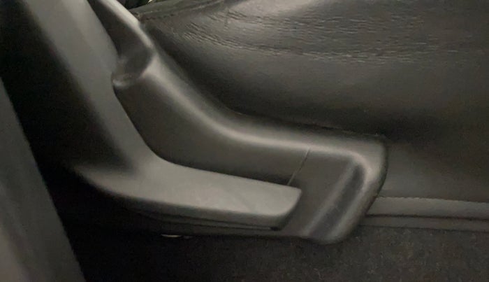 2018 Maruti IGNIS DELTA 1.2 AMT, Petrol, Automatic, 37,347 km, Driver Side Adjustment Panel