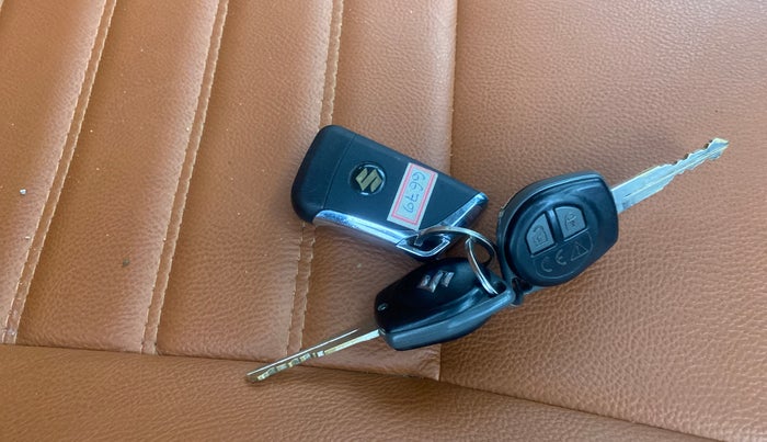 2018 Maruti Vitara Brezza ZDI AMT, Diesel, Automatic, 59,624 km, Key Close Up