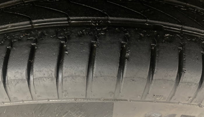 2018 Maruti Vitara Brezza ZDI AMT, Diesel, Automatic, 59,624 km, Right Front Tyre Tread