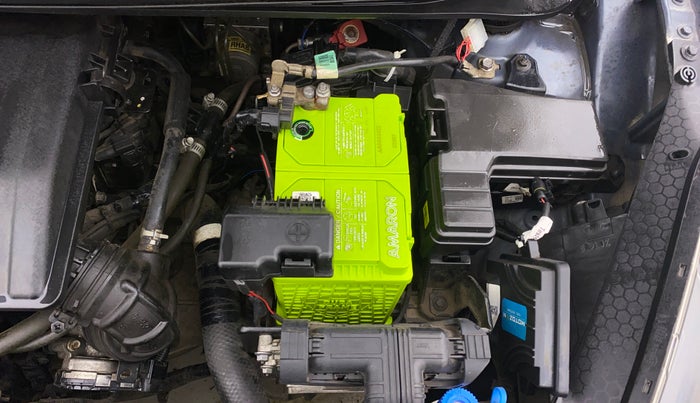 2020 Hyundai GRAND I10 NIOS SPORTZ AMT 1.2 KAPPA VTVT, CNG, Automatic, 63,245 km, Engine View - Left