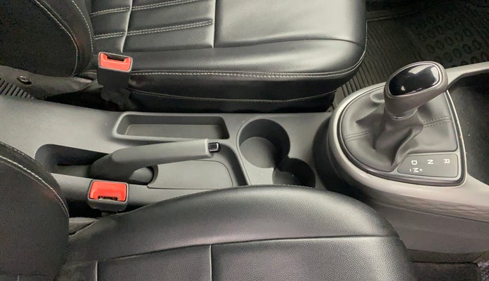 2020 Hyundai GRAND I10 NIOS SPORTZ AMT 1.2 KAPPA VTVT, CNG, Automatic, 63,245 km, Gear Lever