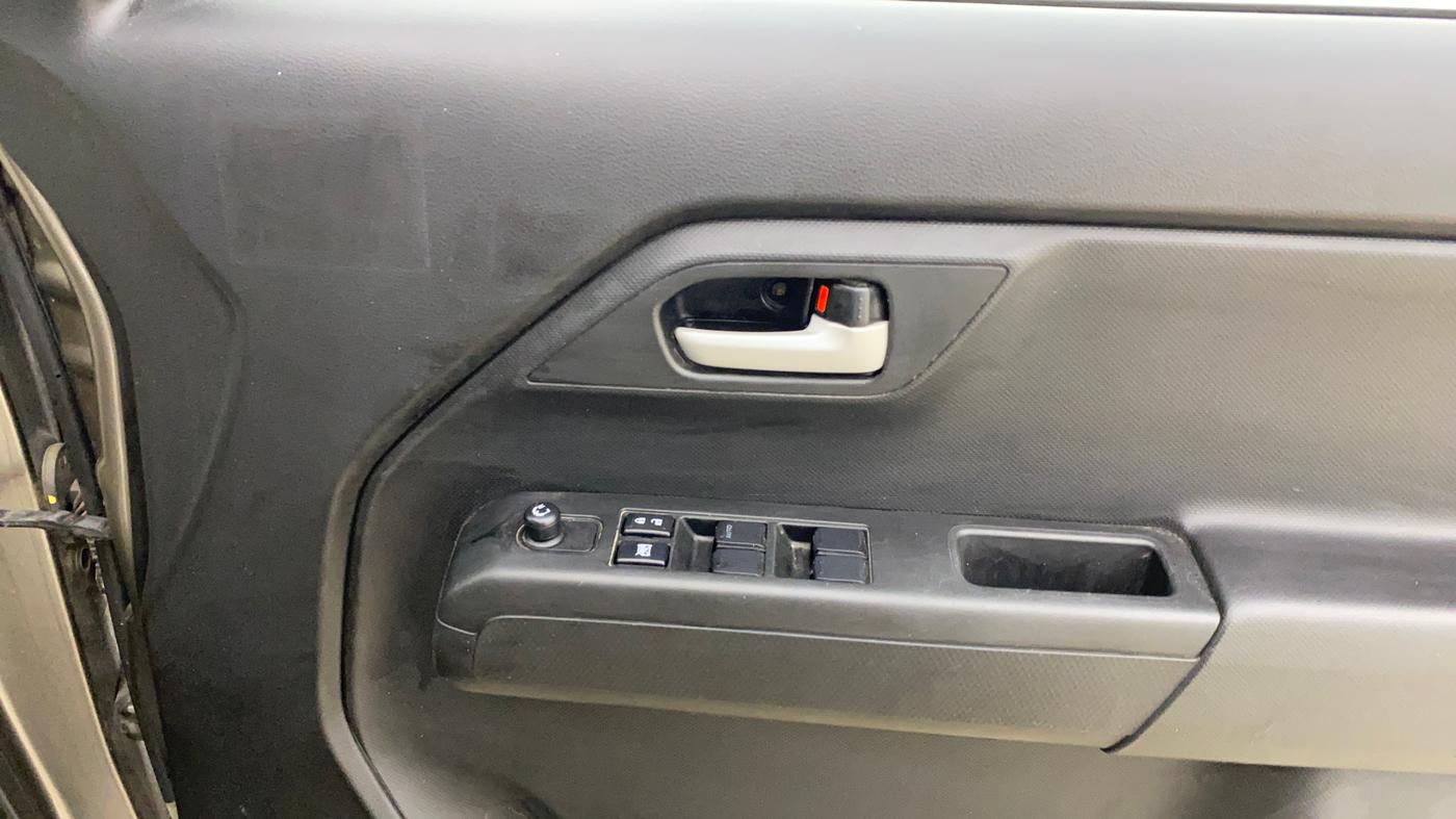 2024 Maruti New Wagon-R VXI CNG 1.0, CNG, Manual, 17,933 km, Driver Side Door Panels Control