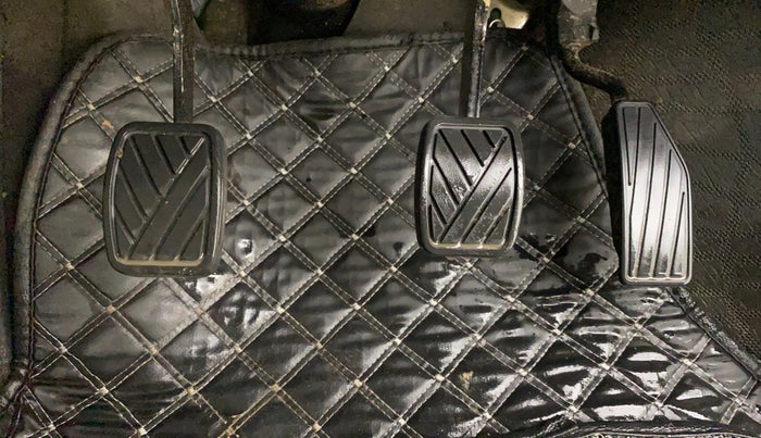 2024 Maruti New Wagon-R VXI CNG 1.0, CNG, Manual, 17,933 km, Pedals