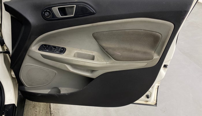 2016 Ford Ecosport TITANIUM 1.5L PETROL AT, Petrol, Automatic, 1,03,716 km, Driver Side Door Panels Control