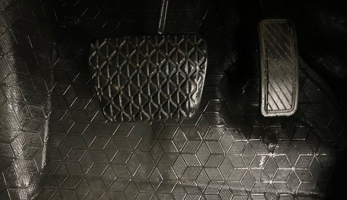 2016 Ford Ecosport TITANIUM 1.5L PETROL AT, Petrol, Automatic, 1,03,716 km, Pedals